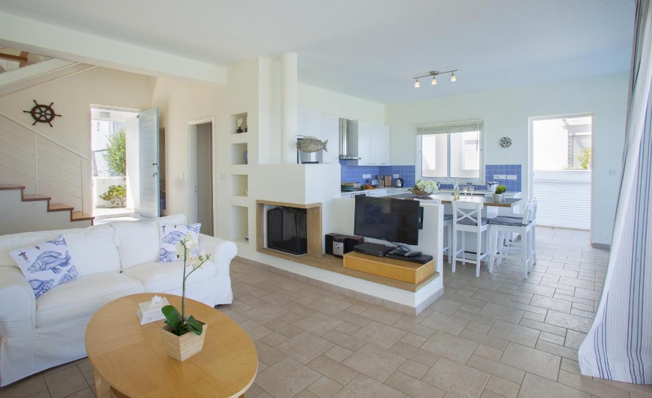 Protaras Seafront Villa Melissa מראה חיצוני תמונה
