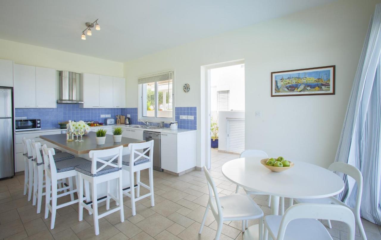 Protaras Seafront Villa Melissa מראה חיצוני תמונה