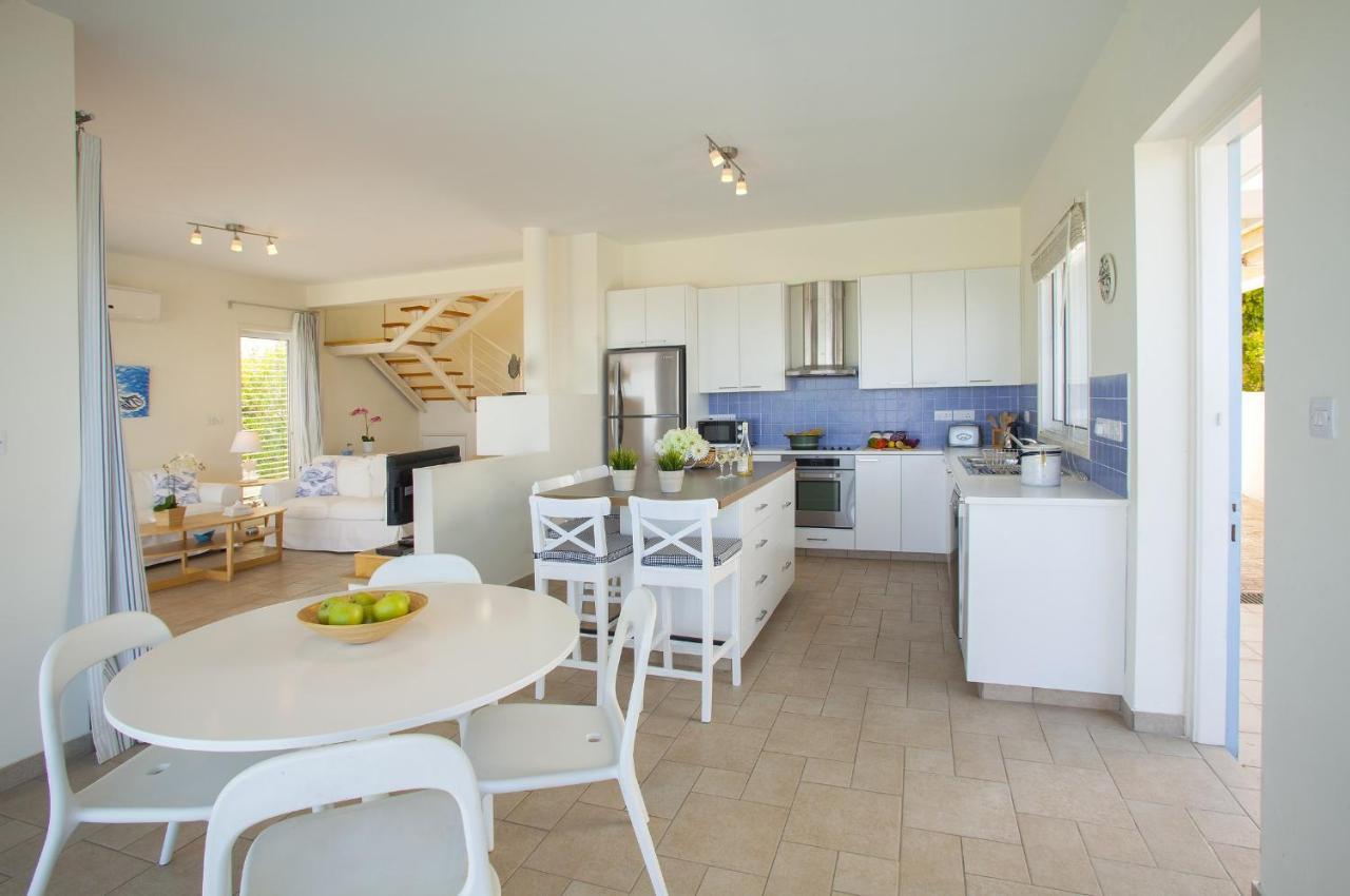 Protaras Seafront Villa Melissa מראה חיצוני תמונה