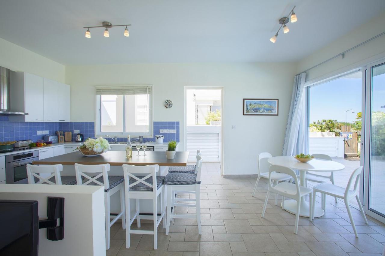 Protaras Seafront Villa Melissa מראה חיצוני תמונה