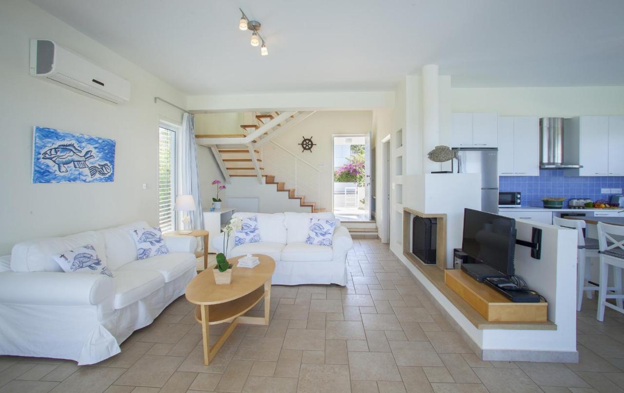 Protaras Seafront Villa Melissa מראה חיצוני תמונה